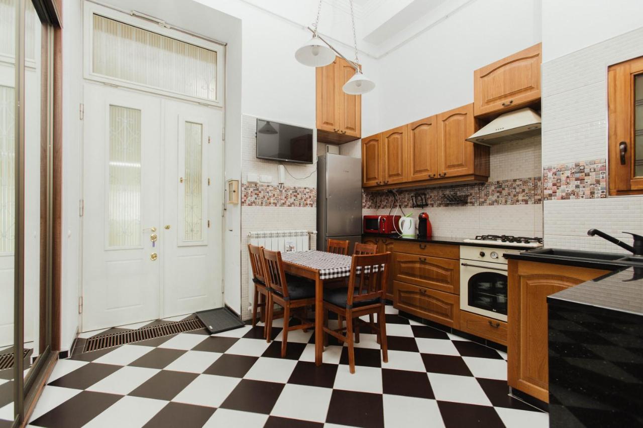 Grand Boulvard Apartment Βουδαπέστη Εξωτερικό φωτογραφία